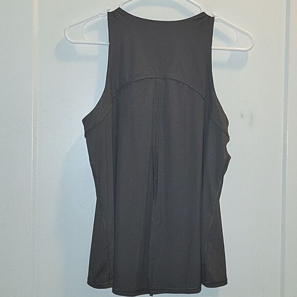 Spanx Go Lightly Green Ribbed Athletic Tank Top Small - Picture 2 of 8